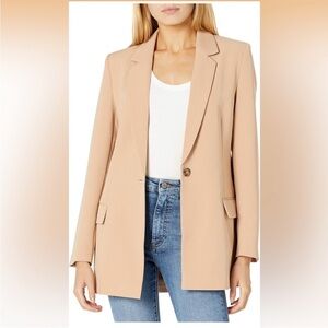 Elegant Beige Women's Blazer